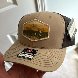 Mack’s prairie wings hat NWT
